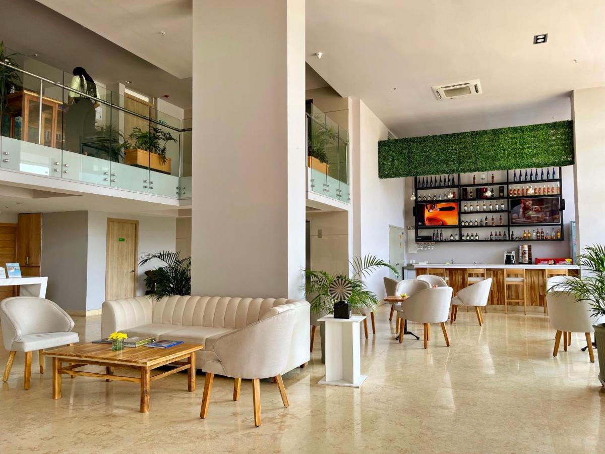 מלון Wyndham Garden Cartagena מראה חיצוני תמונה