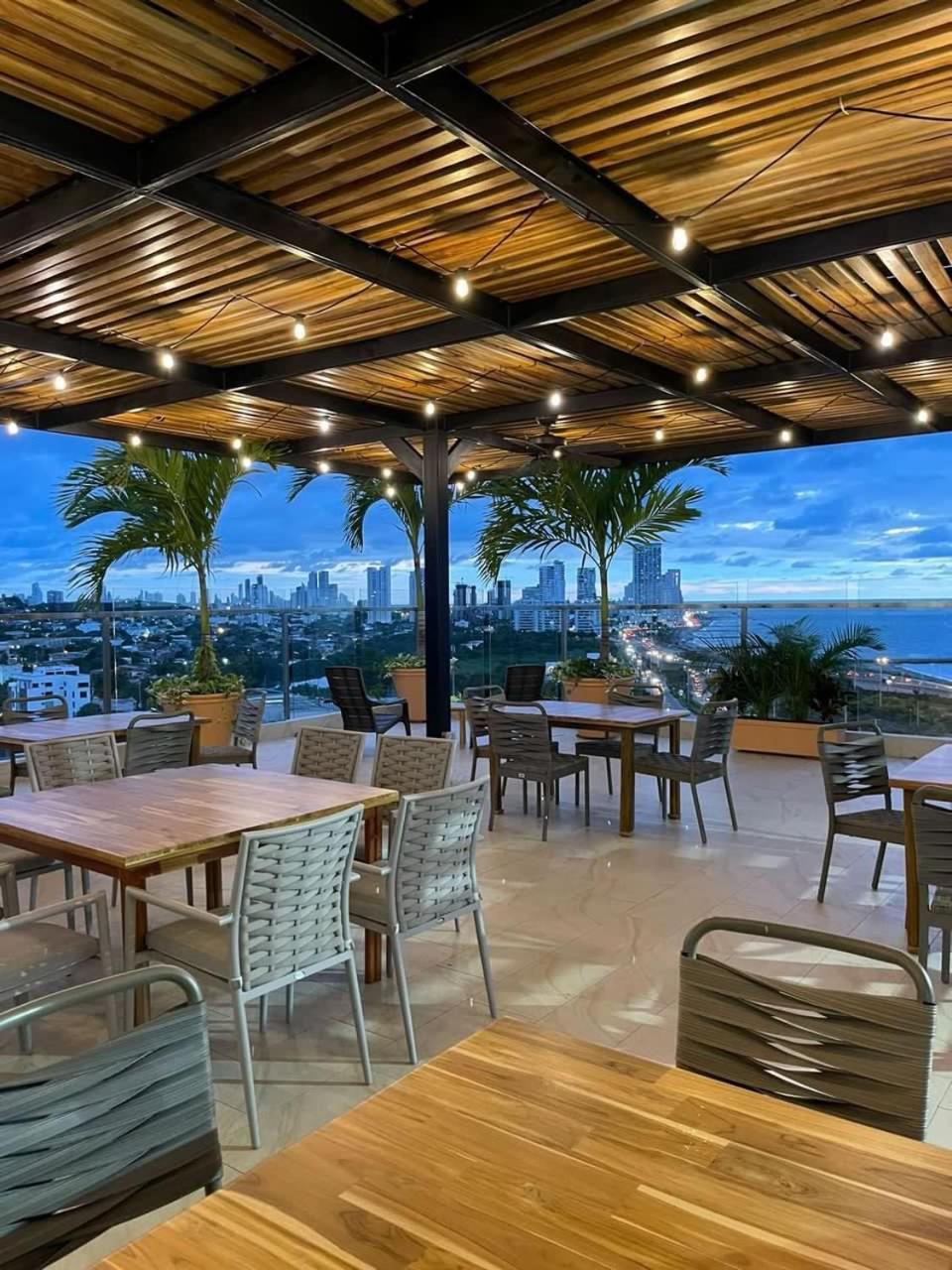 מלון Wyndham Garden Cartagena מראה חיצוני תמונה